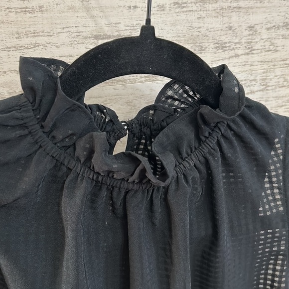 Who What Wear Blouse - Picture 4 of 5